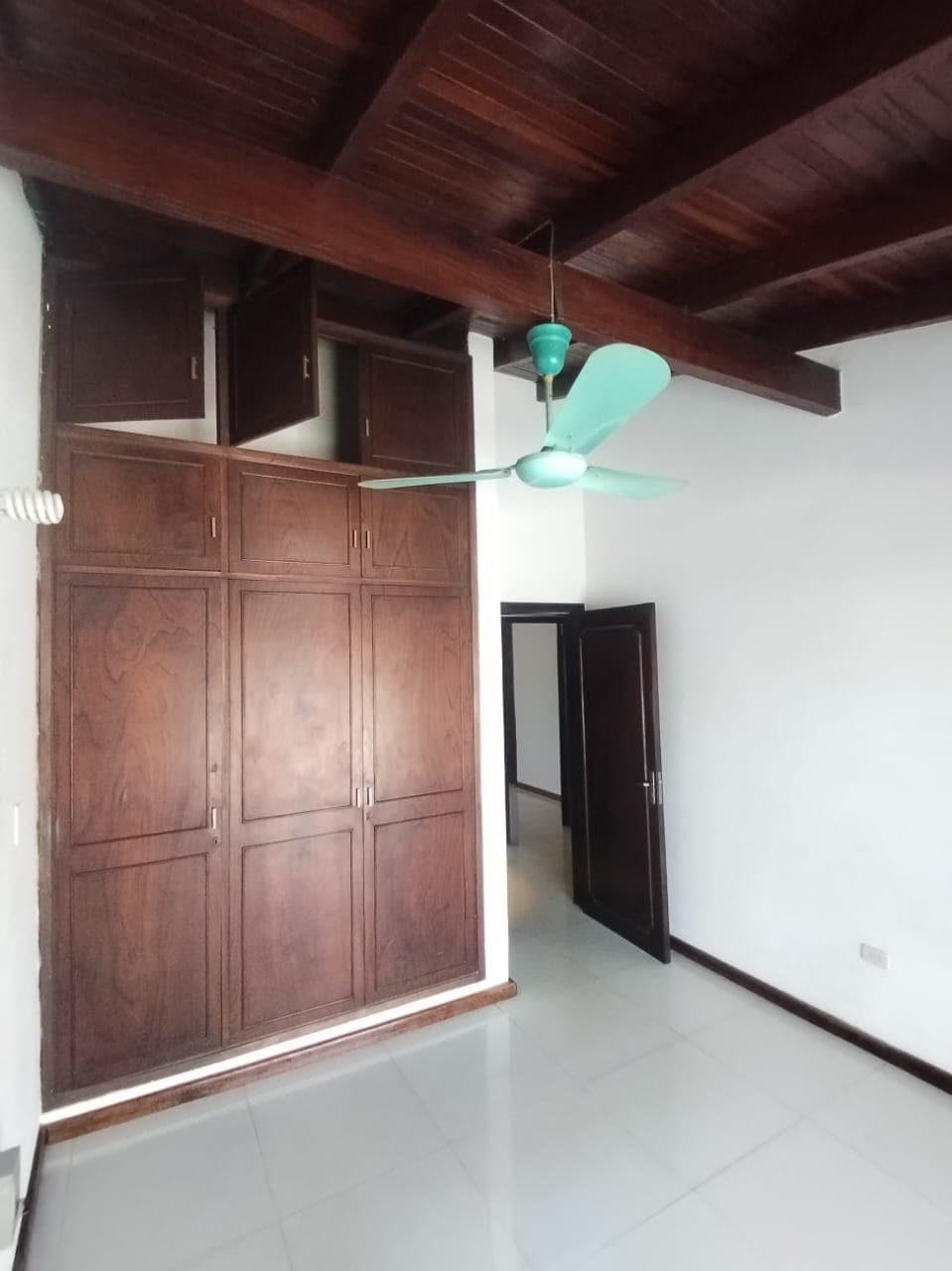 De tinglado + casa – zona eusebio ayala, barrio nazareth, foto 3