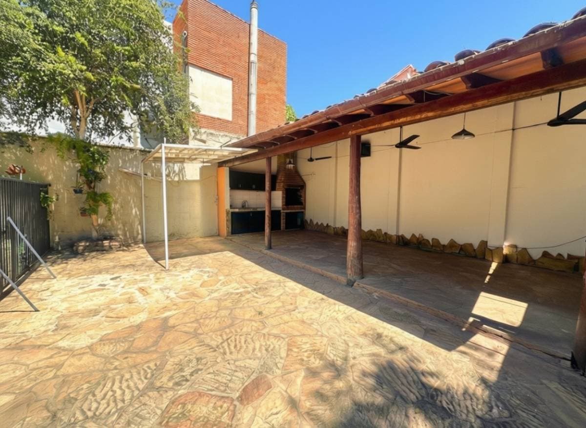 Casa por demoler (terreno)