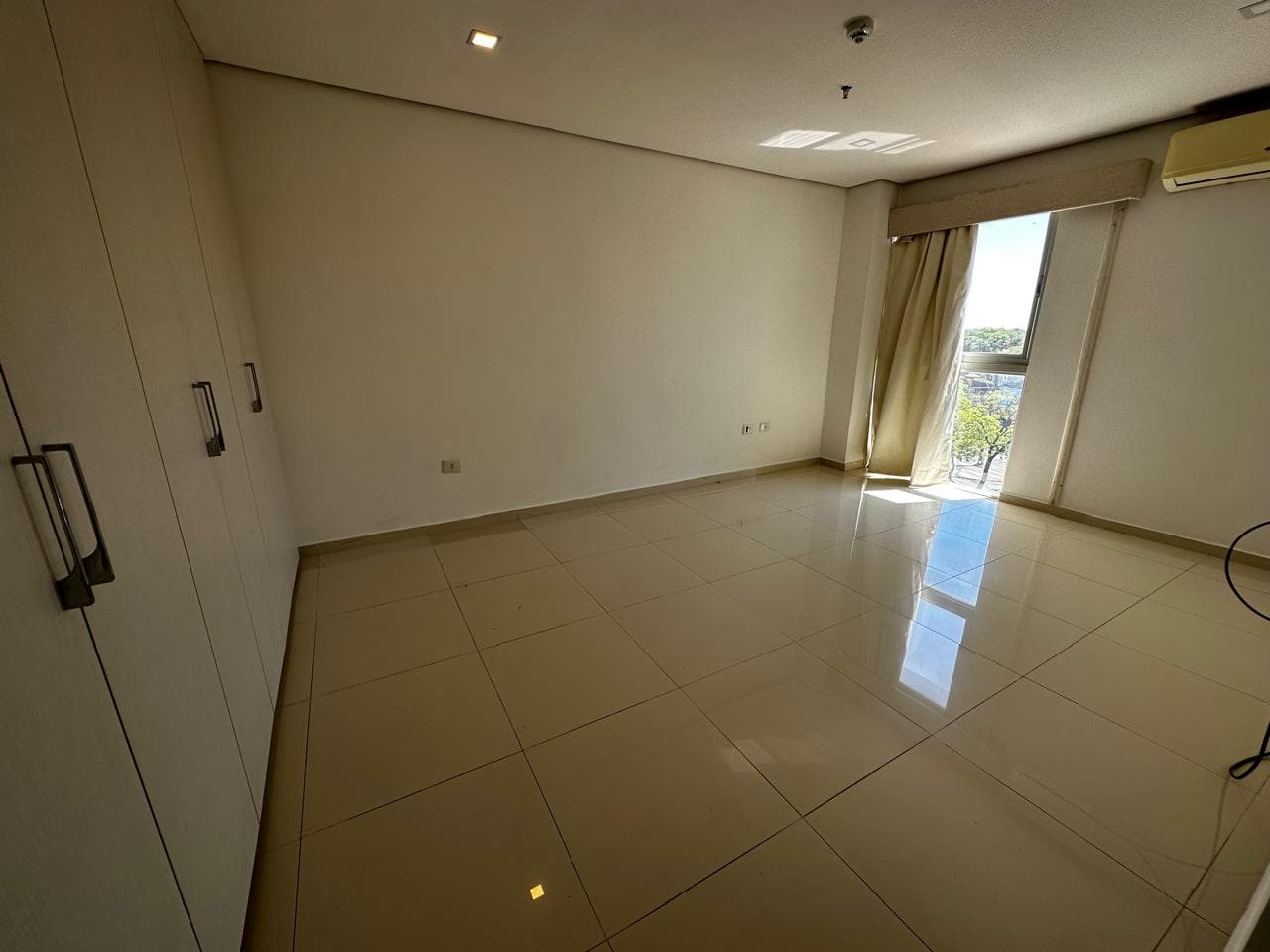 En Alquiler Departamento de 2 Dormitorios en Barrio Jara, foto 2