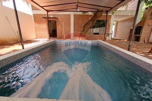 Casa venta Areguá