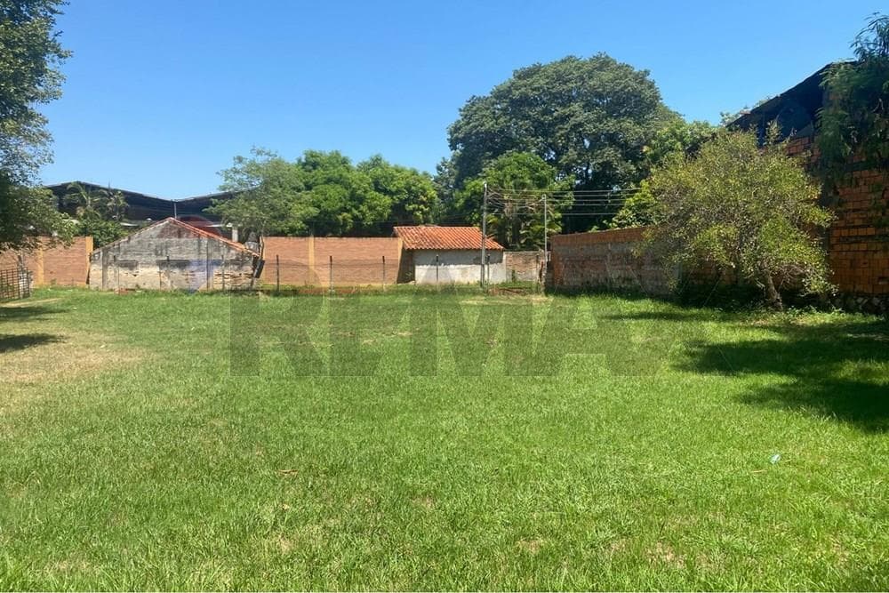 Terreno amplio limpio zona plaza norte, foto 1