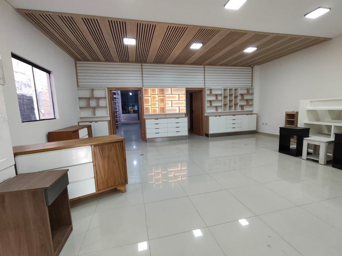 ID 15962 - Alquilo salón comercial sobre Avda. Artigas!, foto 3