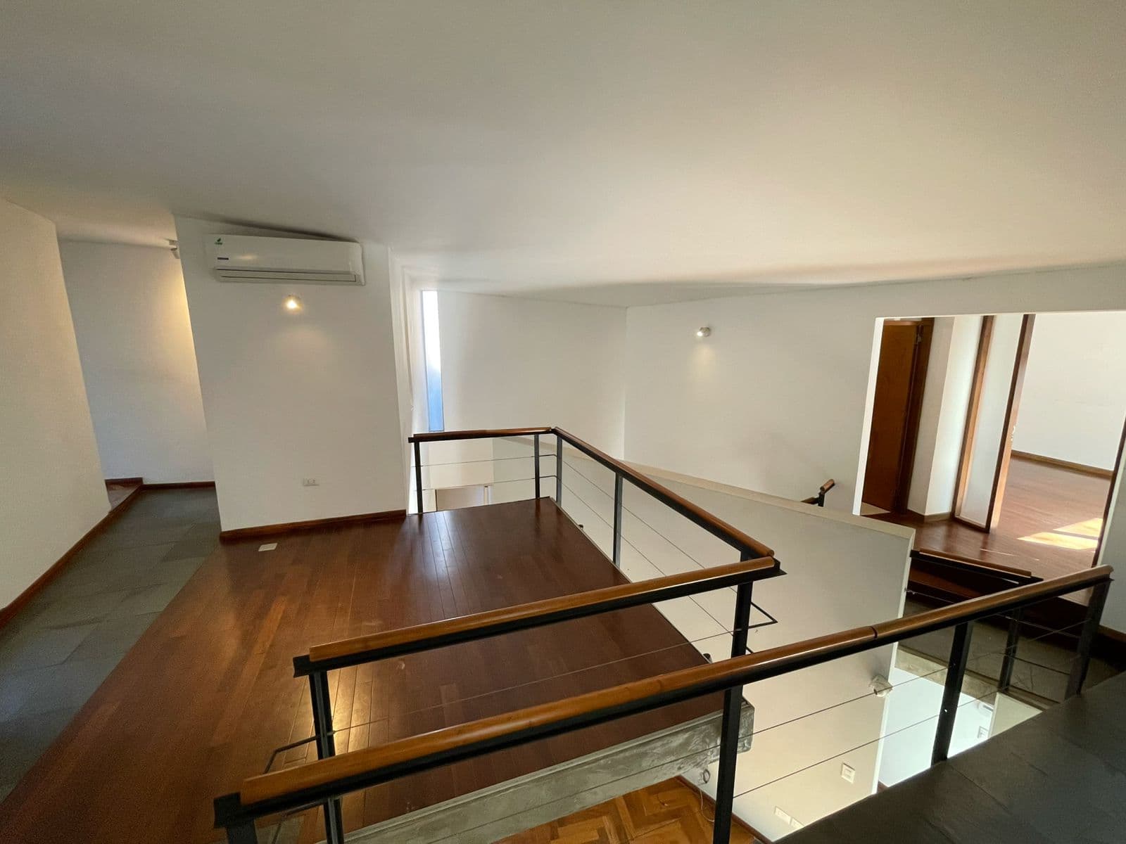 Casa en barrio mburucuya, foto 5