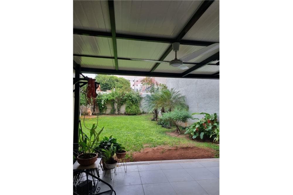 Casa - barrio Herrera — foto 5