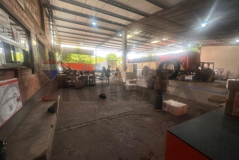 EN ALQUILER | depósito tinglado con oficinas -Barrio Villa Aurelia, Asunción, foto 3