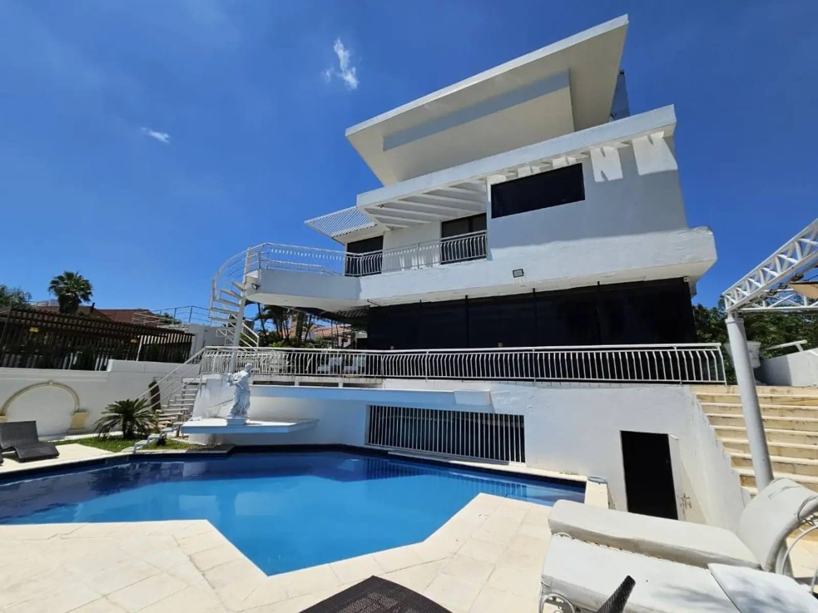 Imponente casa en los campos de Yacht y Golf Club, foto 1