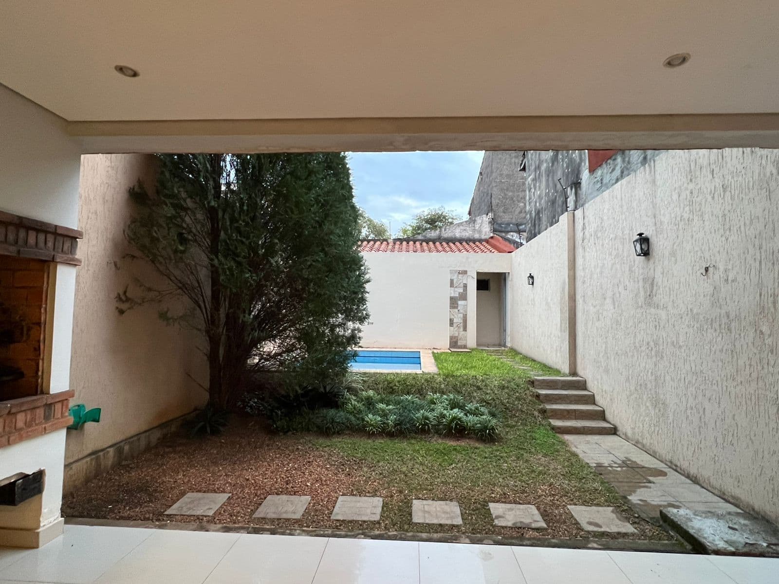 Alquilo Hermoso Y Amplio Duplex Con Piscina En Manora