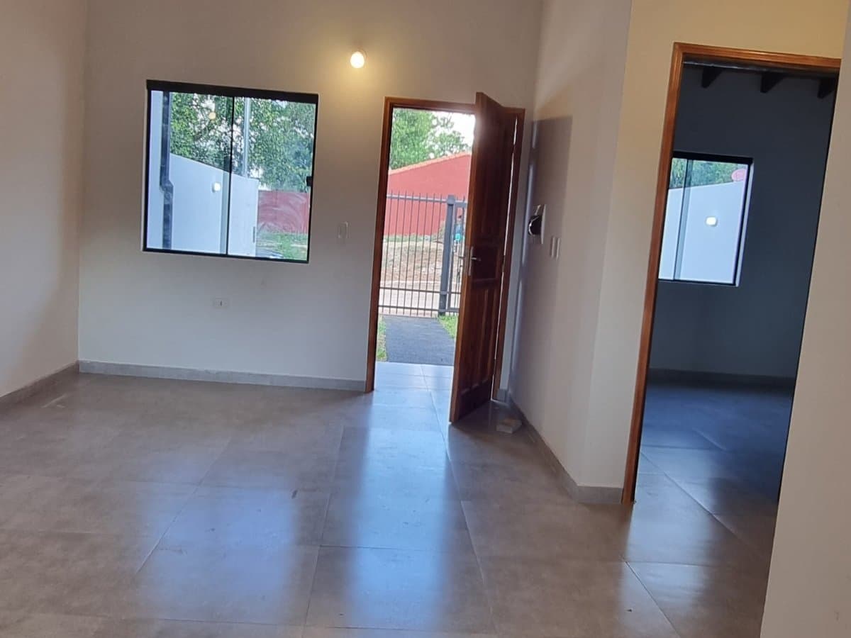 Casa a estrenar en barrio cañadita Ñemby, foto 2