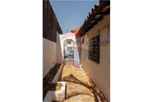 Casa-Venta- Vista Alegre, Asunción, foto 2