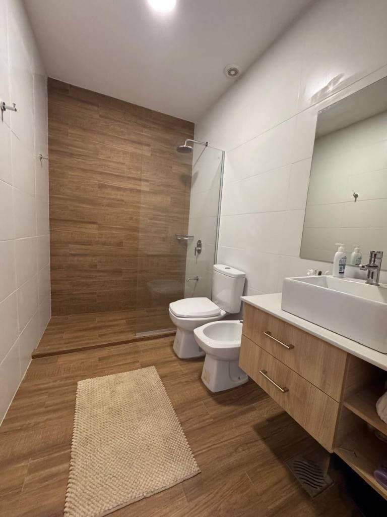 Casa en venta en San Bernardino – 5 dormitorios, foto 3