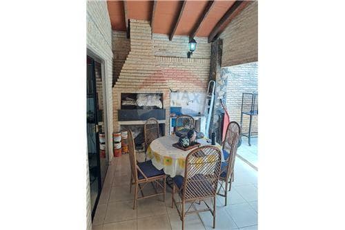 Casa-Venta-PY Asunción Nazareth COD.130, foto 4