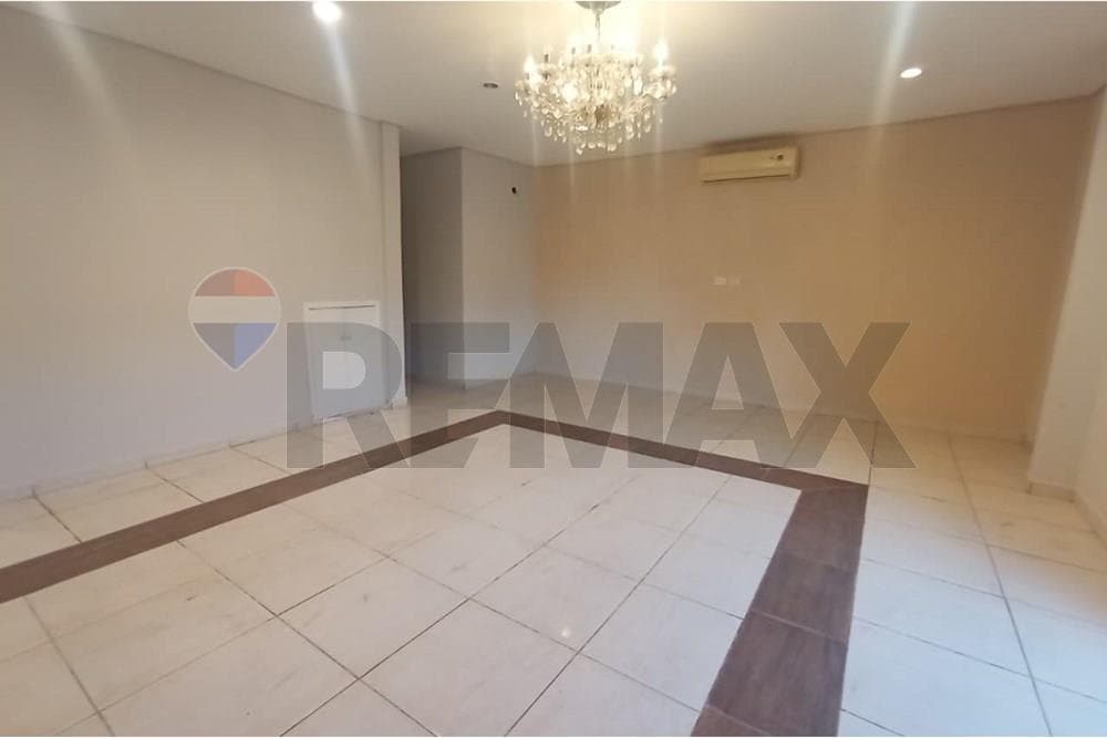 De casa con piscina Lambaré panambi vera, foto 5