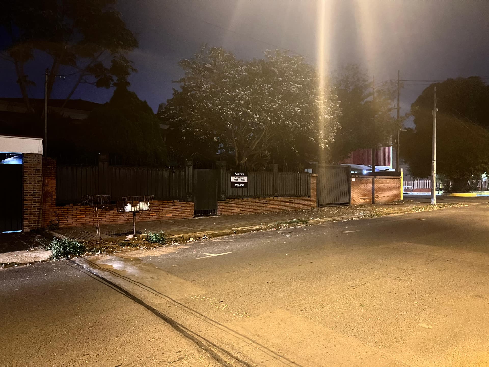 Vendo casa a demoler en el barrio san cristobal de 1500 m2
