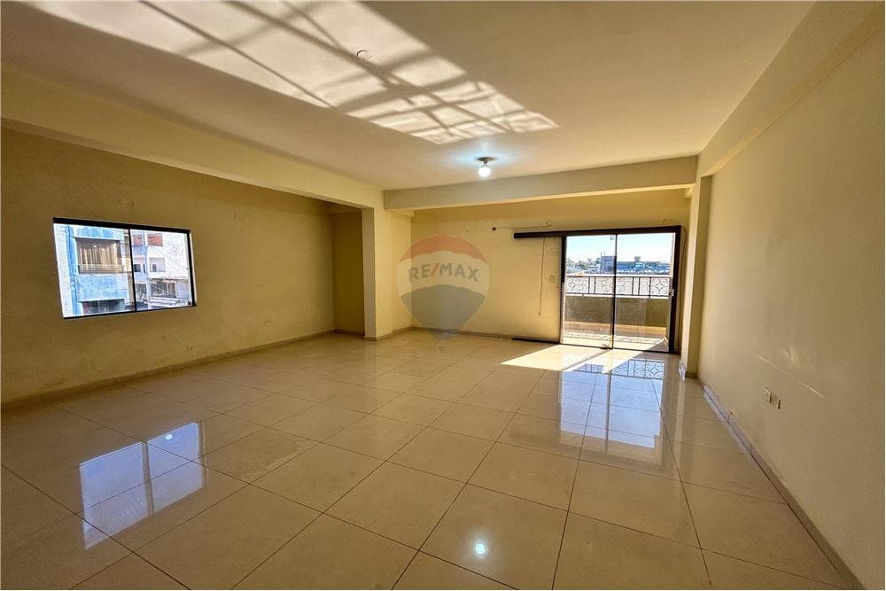 Departamento - Alquiler - Encarnación, Paraguay circuito comercial — foto 3