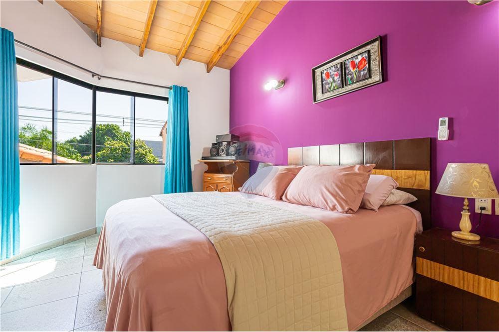 Se Vende Casa de 4 dormitorios en Asunción, foto 4