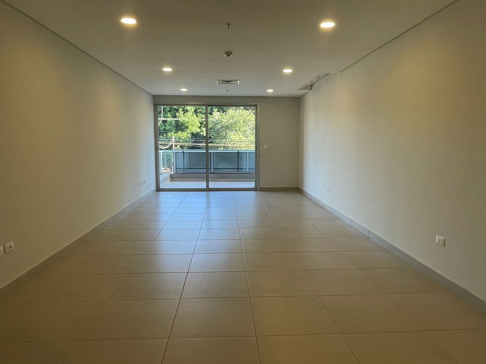 Amplíos dptos 3 dormitorios barrio Herrera* — foto 2