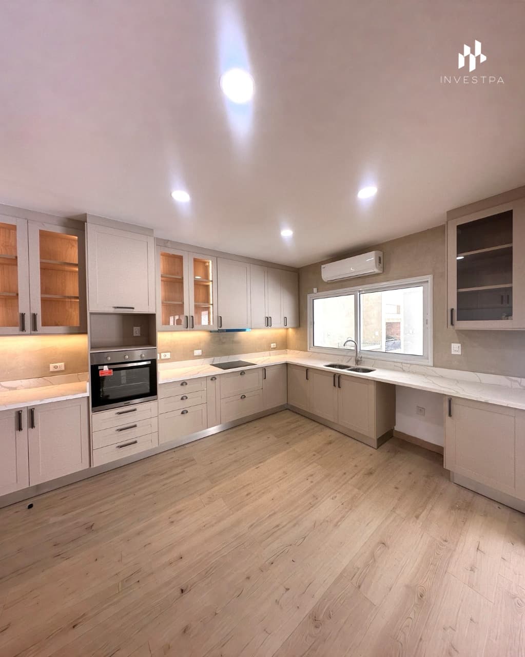 A estrenar exclusiva casa en venta a metros del yacht — foto 2