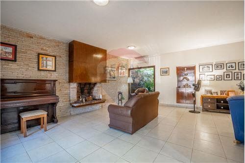 Casa-Venta-PY Asunción Carlos Antonio López Portugal entre Tte. primero del…, foto 5