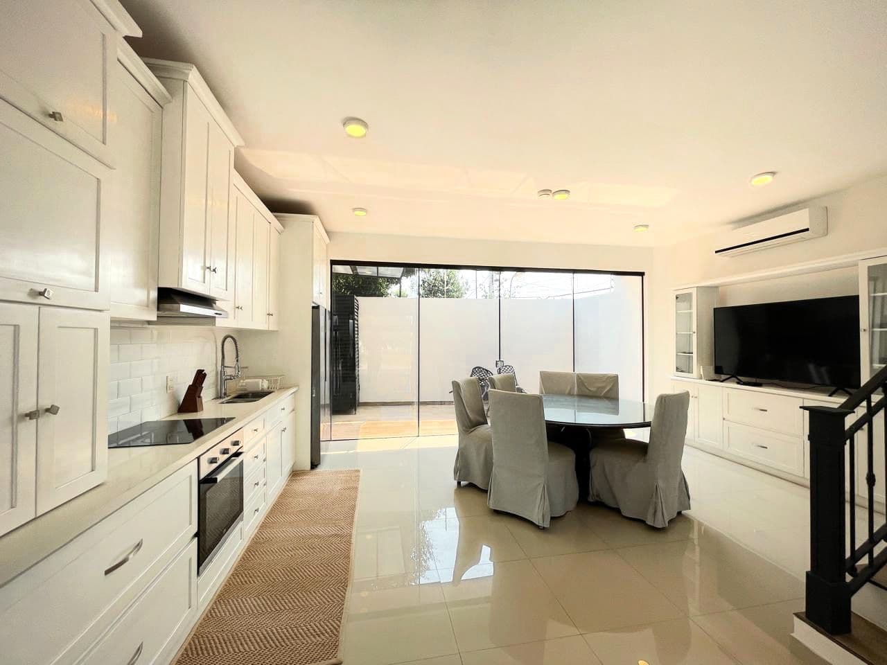 Alquilo hermoso duplex amoblado en Mariano Roque Alonso