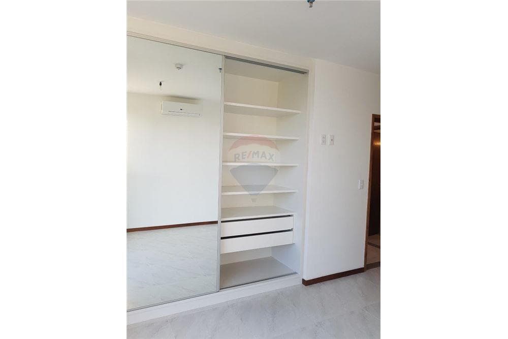 Departamento de 1 Dorm. Zona Los Laureles, foto 3