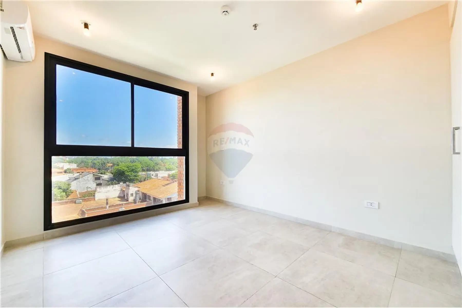 Depto de 2 dorm en venta | Los Laureles, foto 4