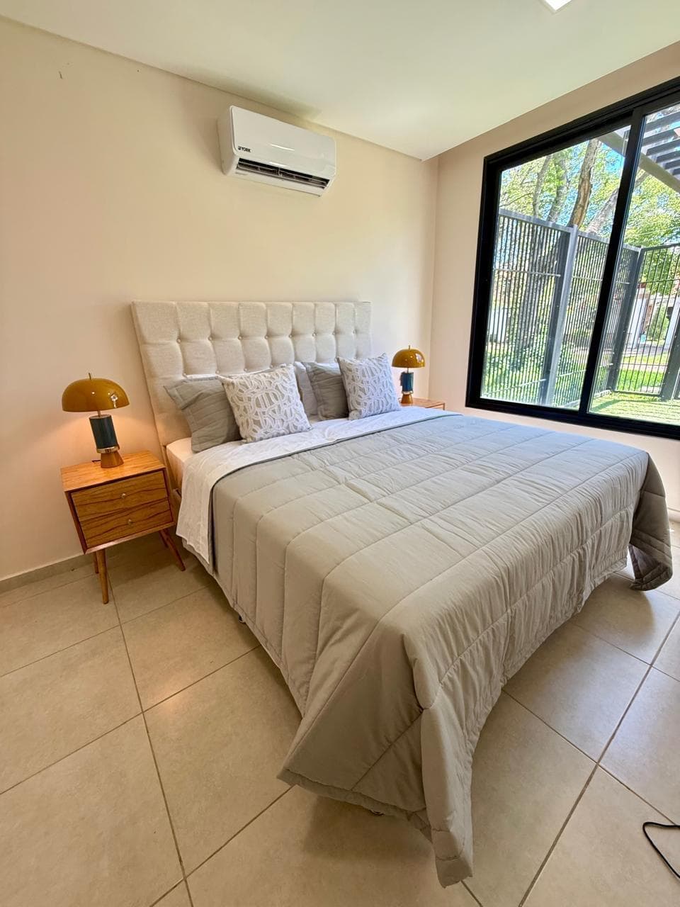 For sale – modern house with pool in San Bernardino, foto 4