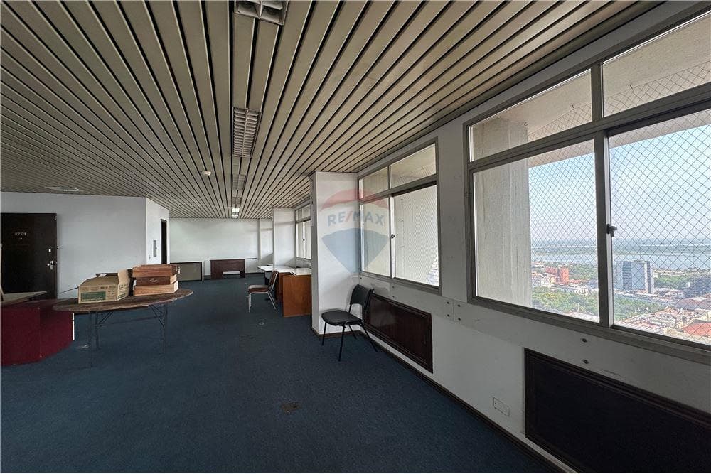 Oficina De 140 M2 En Edificio Inter Express - Vista Al Río Y Ubicación Central, foto 5