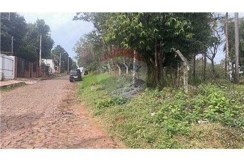 ????vendo amplio terreno en Ñemby – zona mbokajaty — foto 1