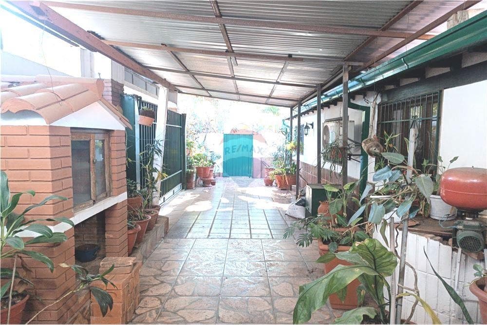 Oportunidad de Inversión en Esquina – Luque, Cuarto Barrio, foto 5