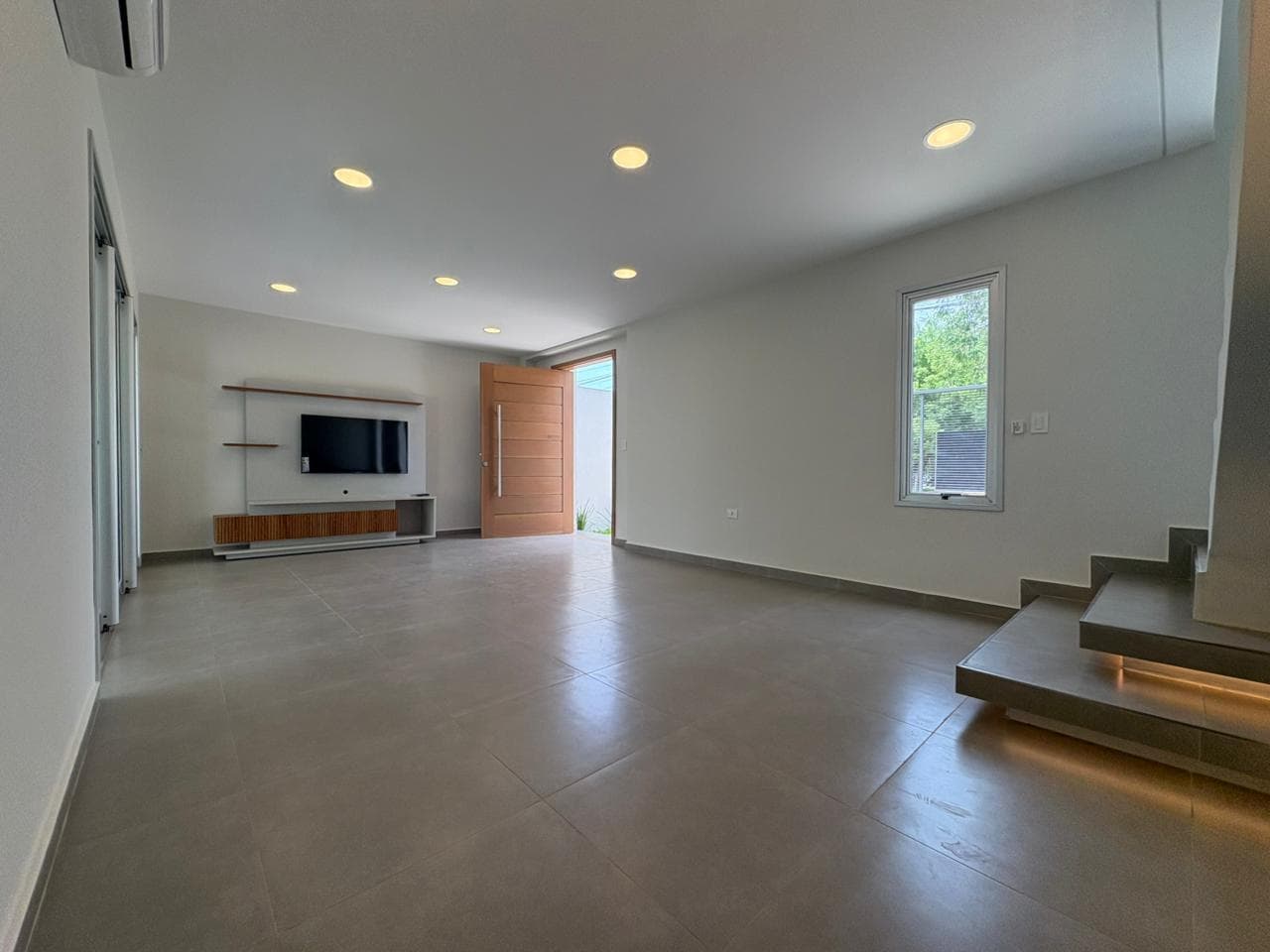 Duplex a estrenar en Fernando de la Mora zona norte, foto 2