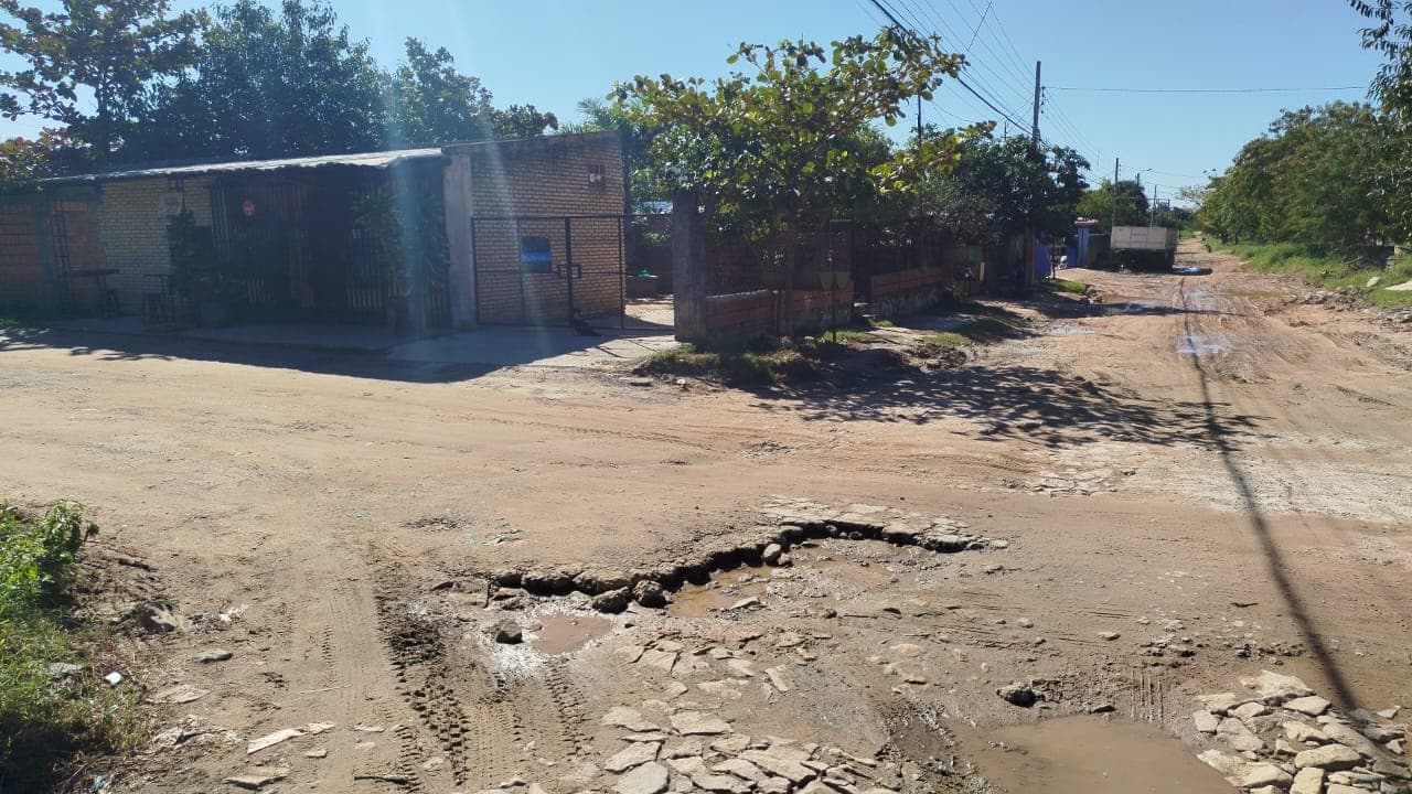 Casa-Venta-PY Central Mariano Roque Alonso, foto 2