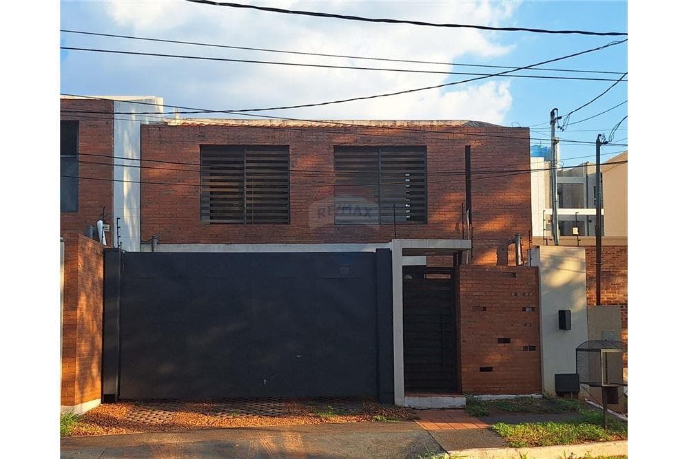hermosa casa pareada en Fernando de la Mora, foto 2