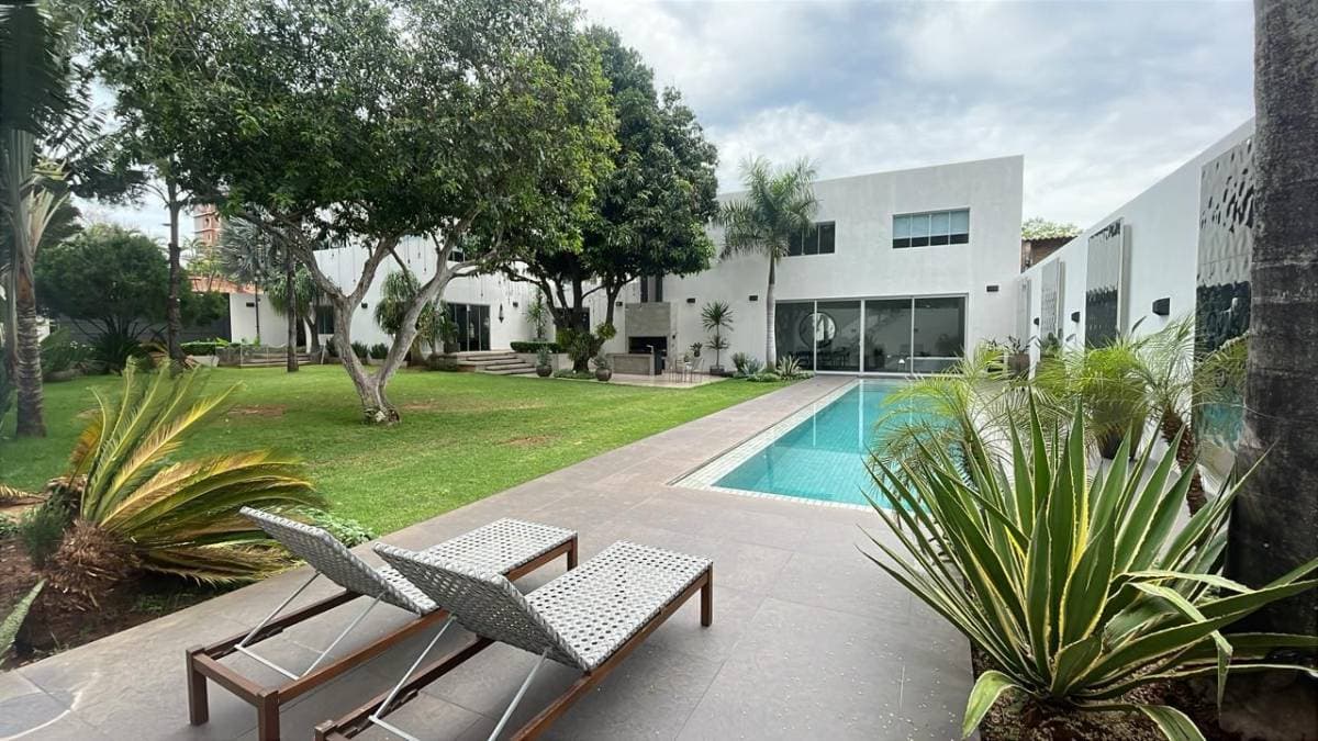 Exclusiva casa moderna totalmente amoblada – fernando zona norte, foto 1