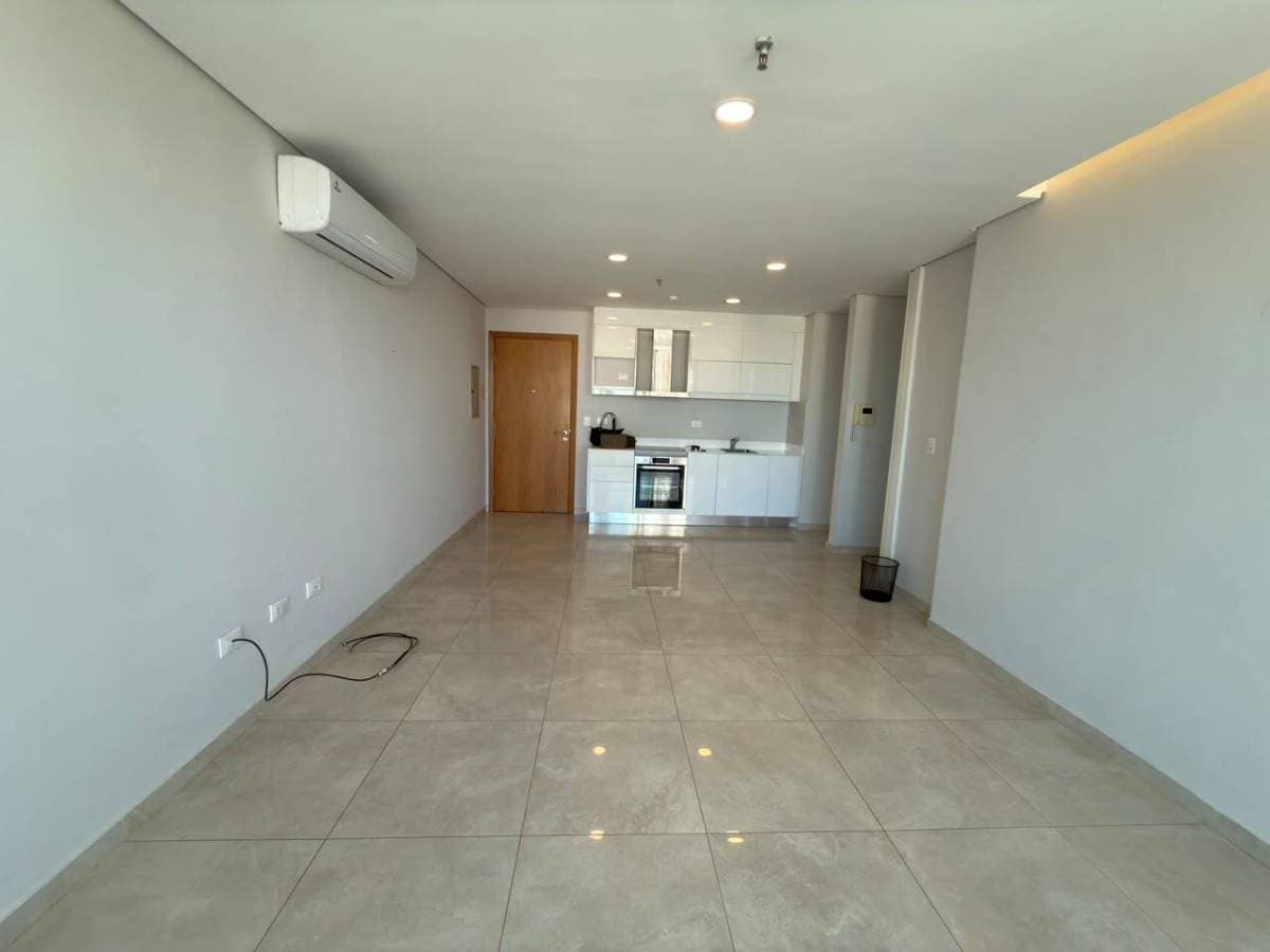 Alquilo departamento de 2 habitaciones en ycua sati asuncion