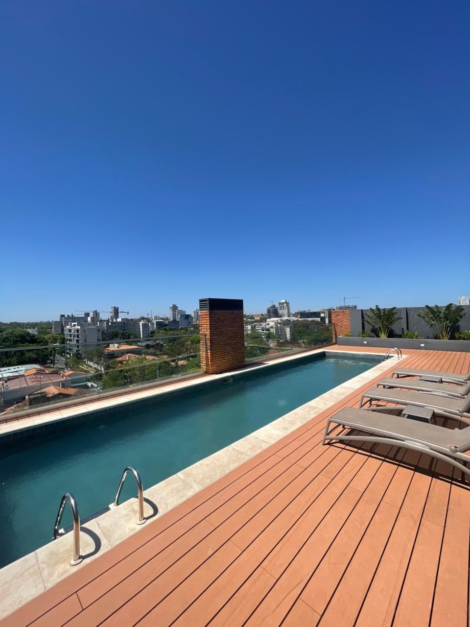 Villamorra en alquiler departamento de 3 dormitorios amoblado, foto 1