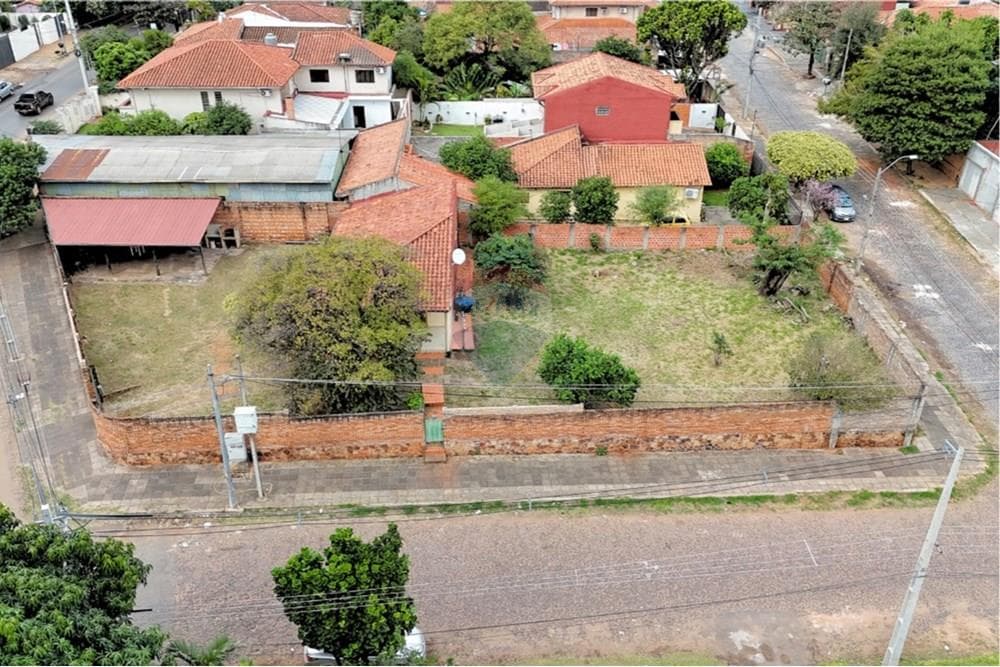 En venta amplia propiedad - b° san pablo