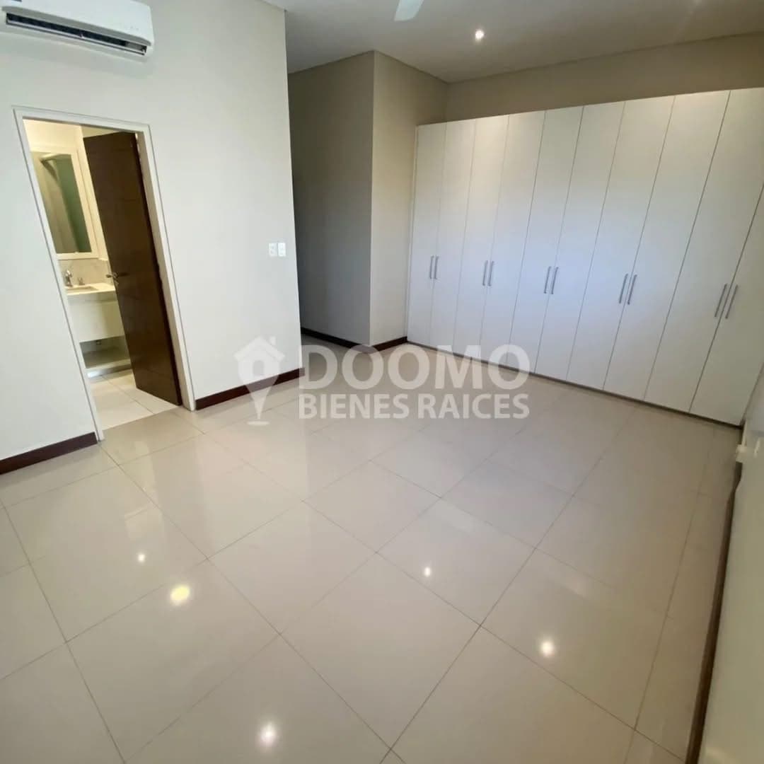 En alquiler departamento tres habitaciones en suite villa aurelia, foto 4