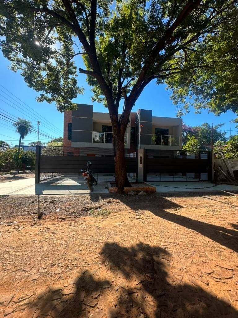 Vendo hermoso duplex en Fernando de la Mora, zona norte - id 41829