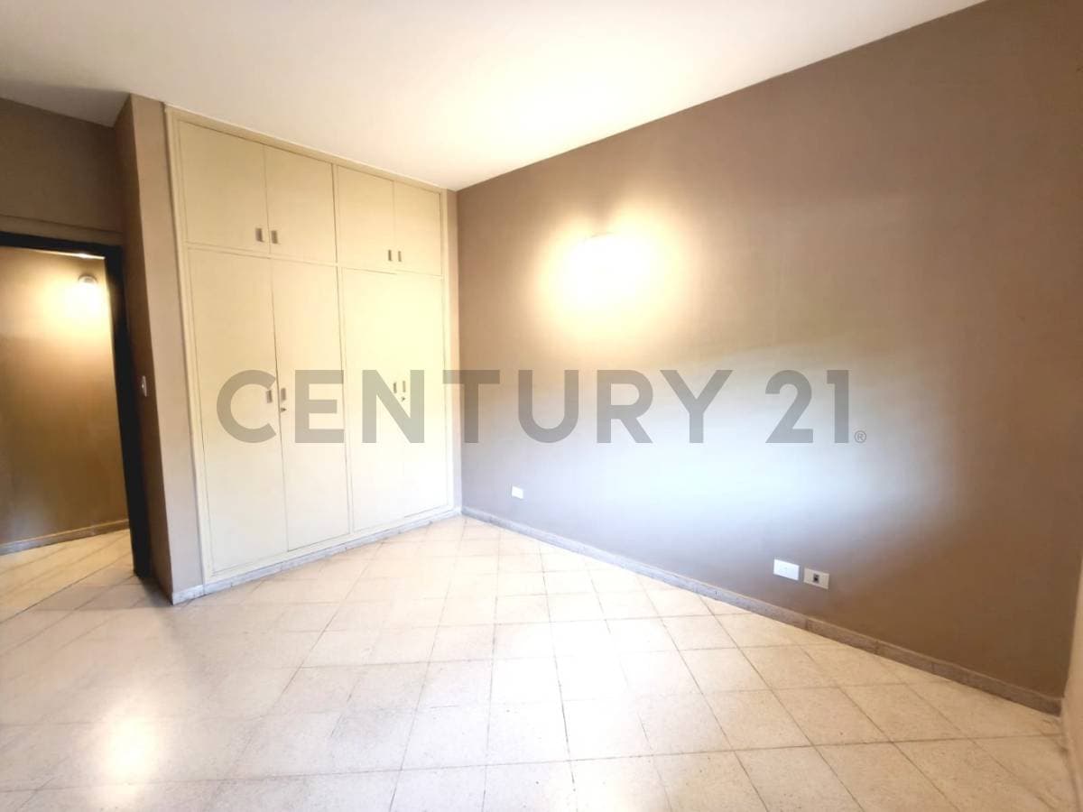 En alquiler departamento de 3 dormitorios + área de servicio, foto 3