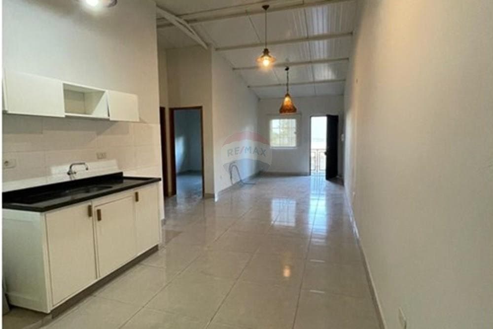 Departamento con Jardín - Alquiler - Paraguay Central Luque, foto 3