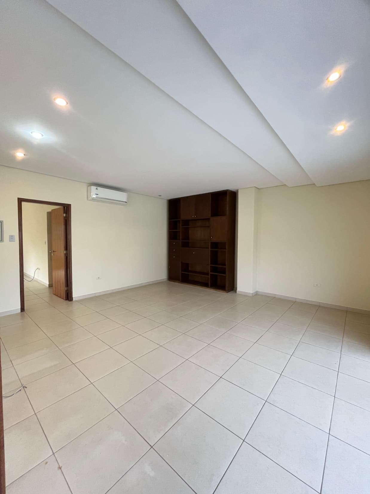 Residencia en asuncion zona asa Carmelitas cod 5599, foto 4