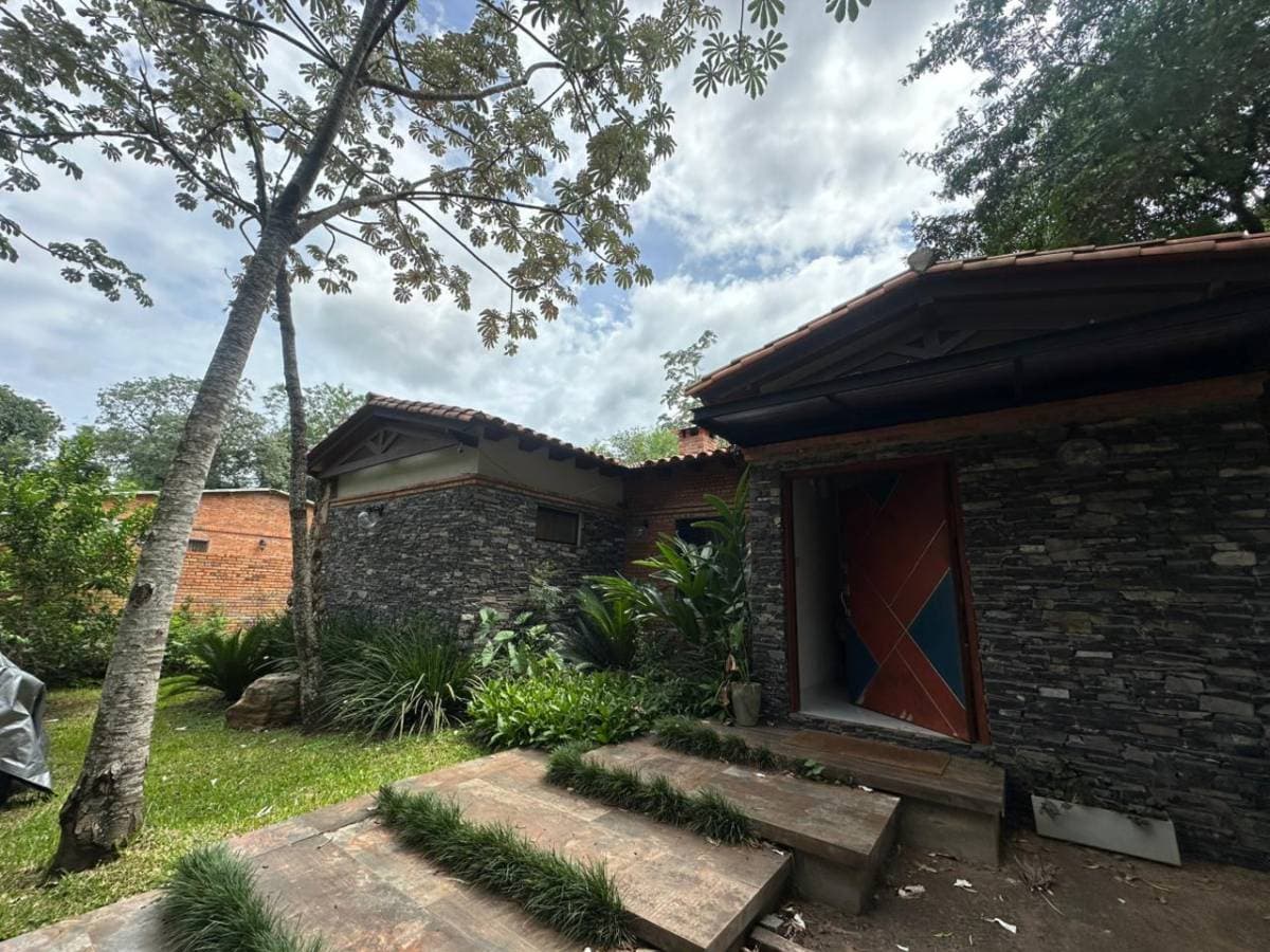 Casa amoblada con 4 dormitorios en suite en San Bernardino — foto 3