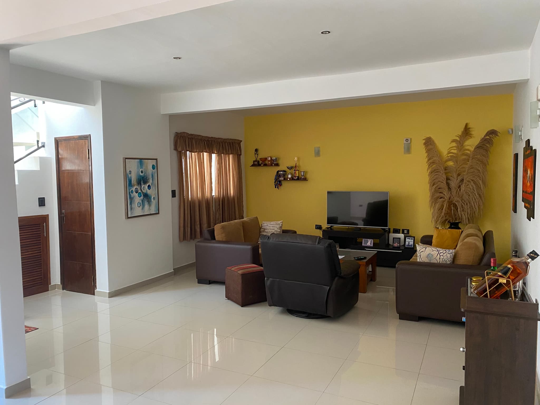 Moderna Residencia Zona Canal 13 — foto 3
