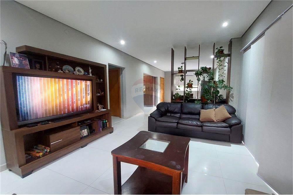 Casa en Luque primer barrio, foto 3
