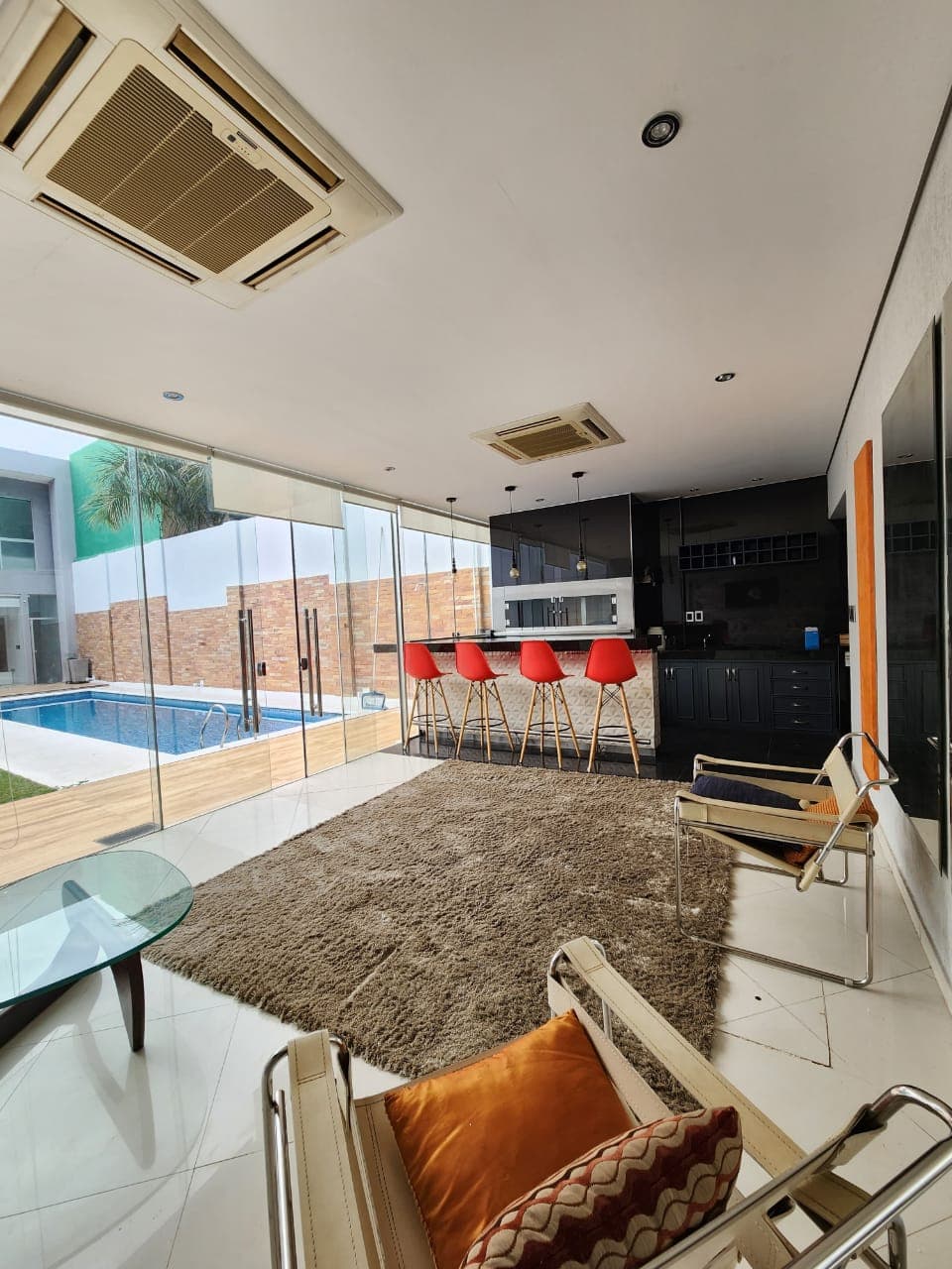 Moderna Casa En Barrio Ycua Sati!, foto 3