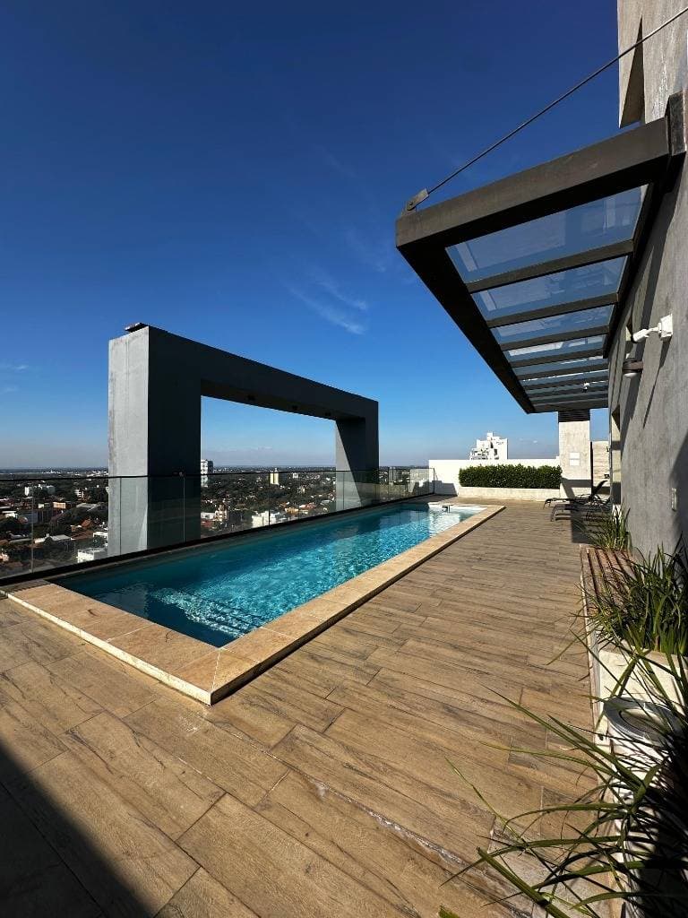Dpto en edificio matriza de 2 habitaciones en Las Lomas en venta