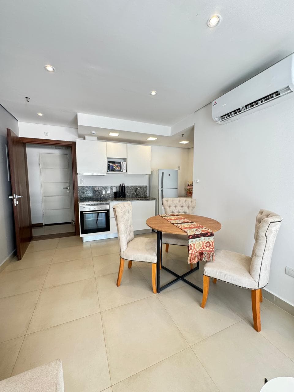 1 dormitorio amoblado barrio Herrera, foto 2