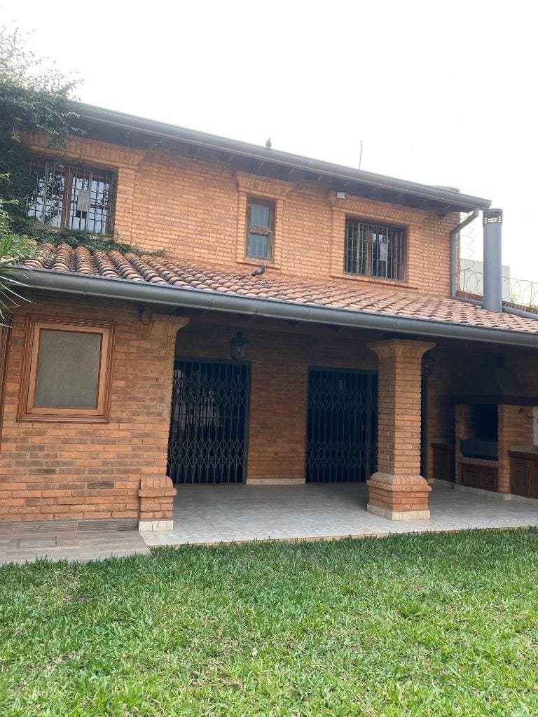Casa en el barrio san cristobal — foto 3