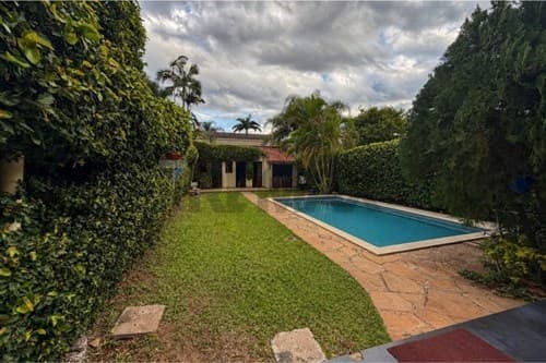 Casa en venta Ycuá Satí Asunción, foto 2