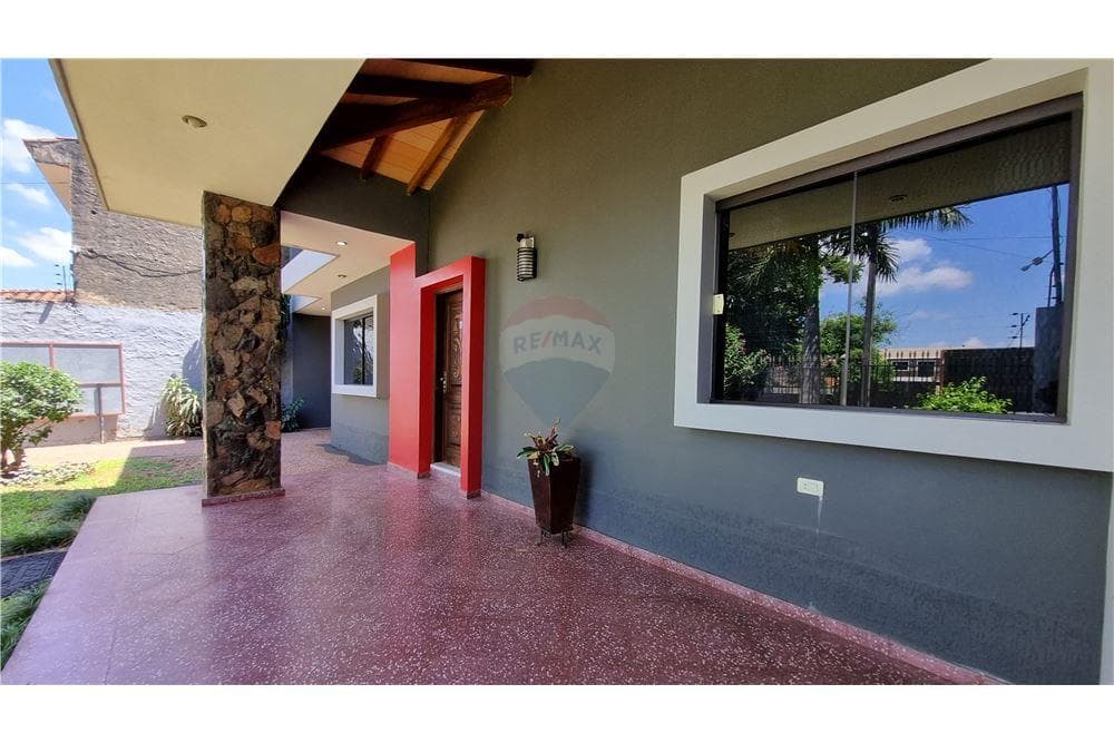 Hermosa y amplia casa en Fernando de la Mora, foto 2
